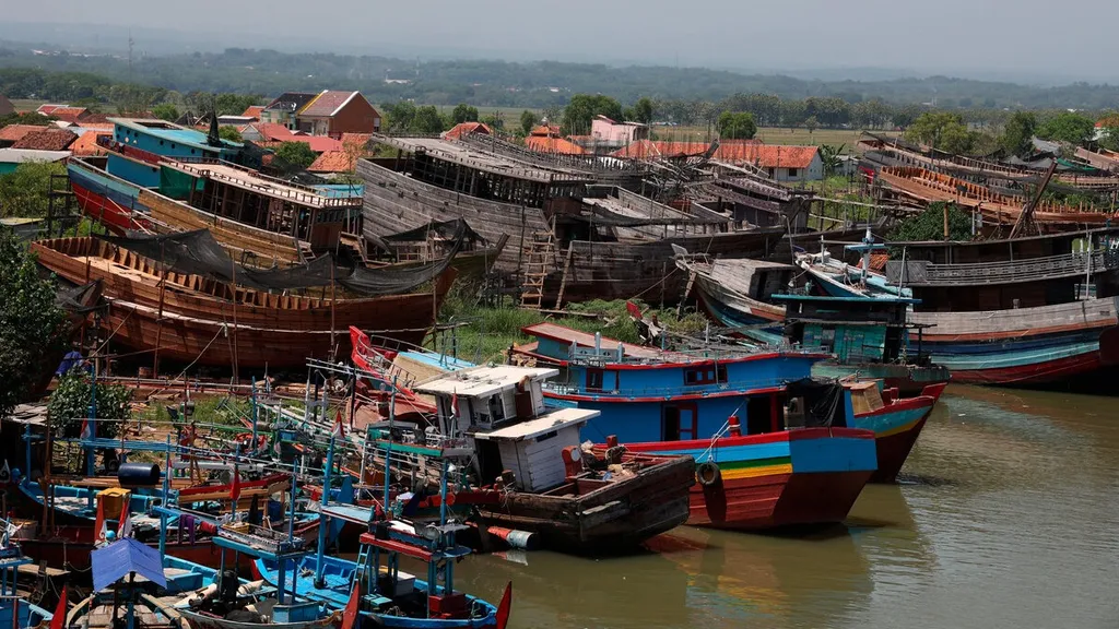 Industri Galangan Kapal di Batang